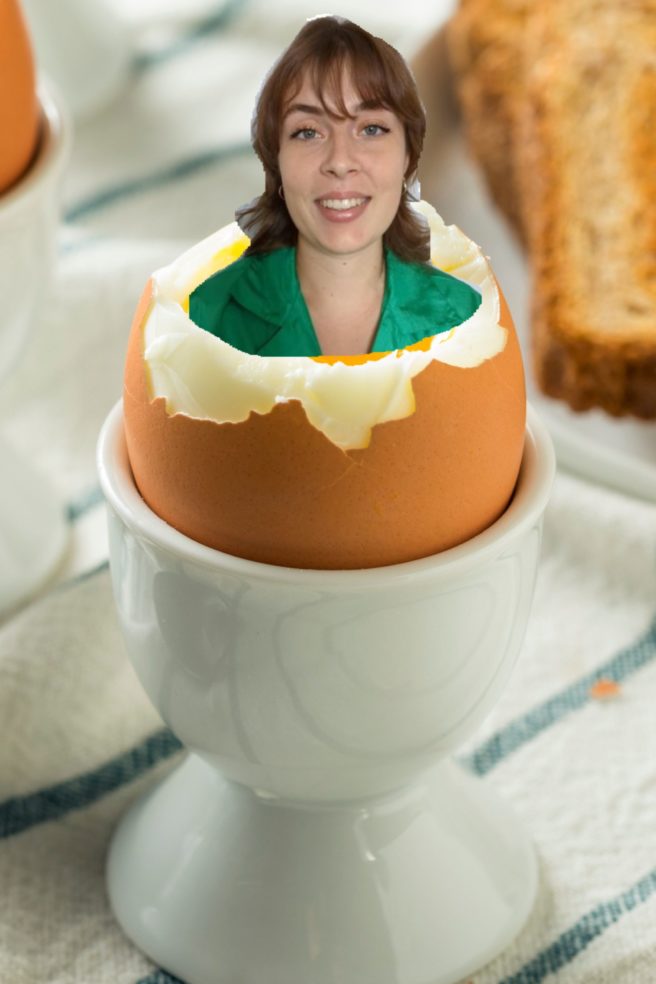 EGG events - Agency - Our team members : Aurélie Lacrouts with egg